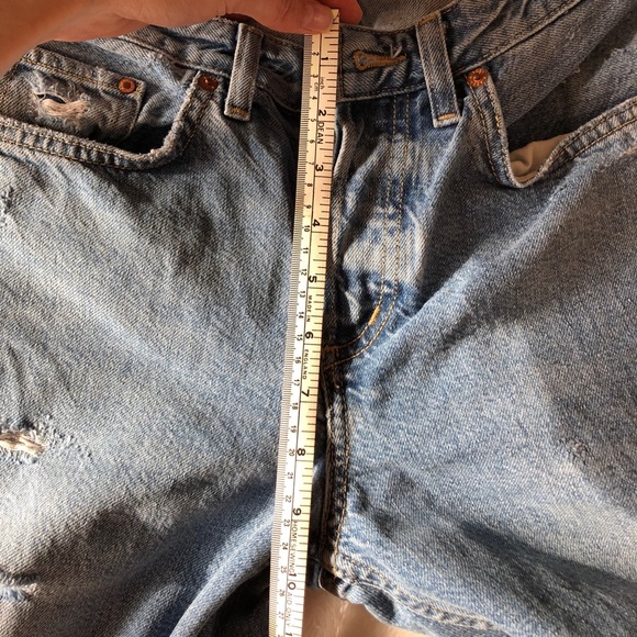 Mid rise distressed light-wash boyfriend denim - Picture 6 of 7